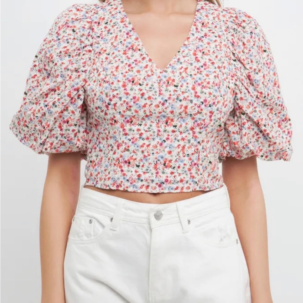 XS Free the Roses Top - Picture 2 of 2